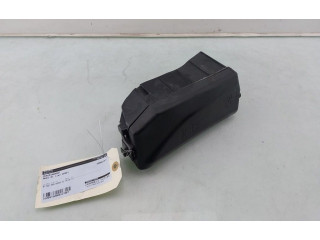 Блок предохранителей 2Q0907361B, 2Q0927165A Audi A1