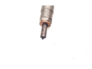 Форсунка 0445110739    Peugeot Expert  9HM(DV6UC) 