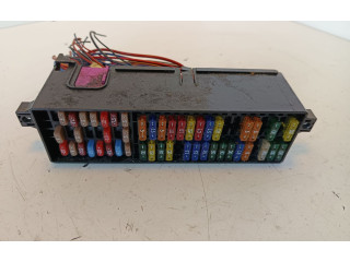 Блок предохранителей 5J0937615C   Skoda Rapid (NH)    