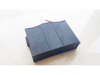   Pojistková skříňka 90589541   Opel Meriv A 2004