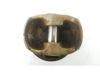 Píst 11257613626 BMW X6 E71 pro benzínový motor 4.4