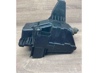 Блок предохранителей 30728132, 8690698   Volvo XC90    