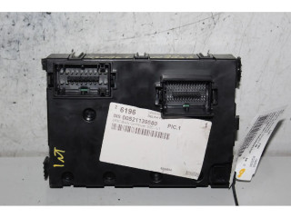 Блок предохранителей    Jeep Renegade    