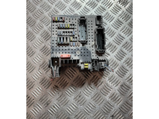 Блок предохранителей 12217799 Volvo S60