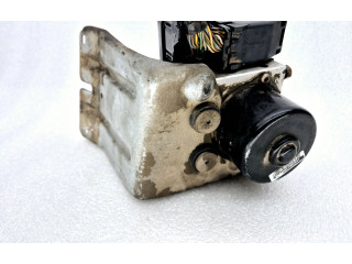 Блок АБС 8671224, P8671225   Volvo  V70  2000 - 2004 года