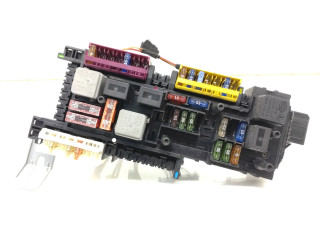 Pojistková skříňka 016706581, A0025422619 Mercedes-Benz E W212 2010