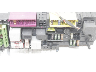 Pojistková skříňka A2049060105 Mercedes-Benz C W204 2012