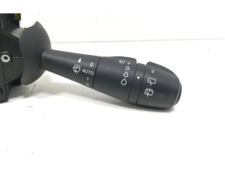 Включатель стеклоочистителей 255675887R Renault Clio I