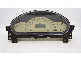 Přístrojová deska Mercedes-Benz Vaneo W414 2004 a1685400747