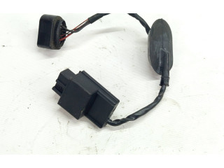 Поршень Блок управления топливного насоса CCZB 1K0906093F Volkswagen Golf VI