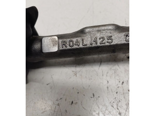 Топливная рампа 05L089, R04L125HV Skoda Octavia Mk4