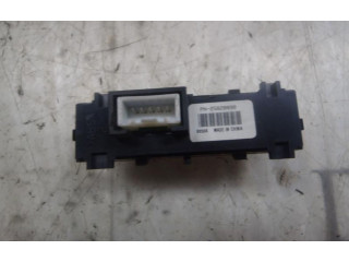 Блок управления 25828899, 25828898 Cadillac SRX