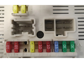 Pojistková skříňka Řídící jednotka BSM 284B60168R, 519331E01   Renault Megane III 2011