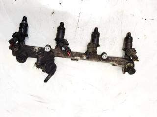 Топливная рампа    Rover 620 2.0 