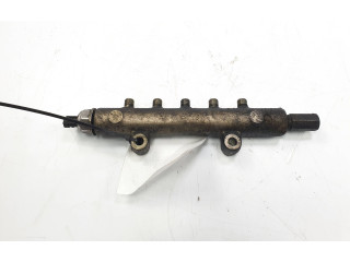 Vstřikovací lišta 05J35239 Mitsubishi Pajero 3.2 DID 4M41