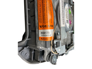 Подушка безопасности водителя 8684179, 9452797   Volvo V70