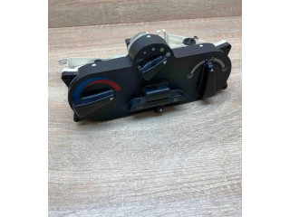 Блок управления климат-контролем MB947678, 9041704687 Mitsubishi Carisma