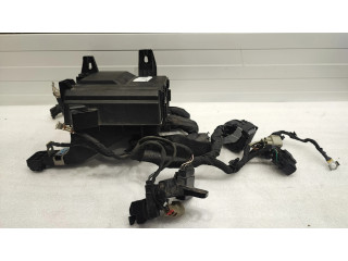 Блок предохранителей  JL3T14D068BE   Ford F150    