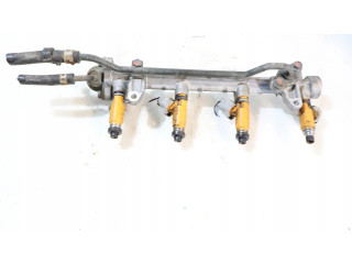 Топливная рампа Suzuki Alto