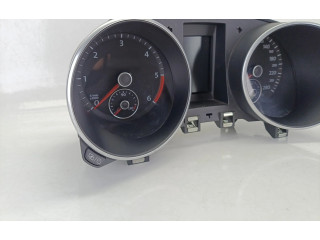 Панель приборов 5K6920873A Volkswagen Golf VI