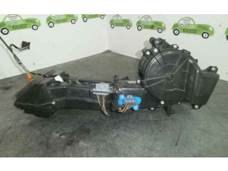 Вентилятор печки    8200434758, 52492663A   Renault Vel Satis