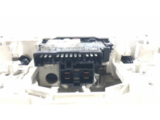 Блок управления климат-контролем E32pb393, MR500784 Mitsubishi Pajero