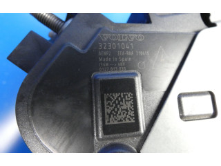 Генератор 32301041, 32301041   Volvo XC90      