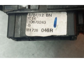 Включатель скорости стеклоочистителей 681726046R, E10670243 Dacia Sandero