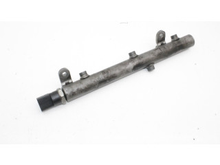 Топливная рампа A6420700695   Mercedes-Benz ML W164   для двигателя OM 642.940