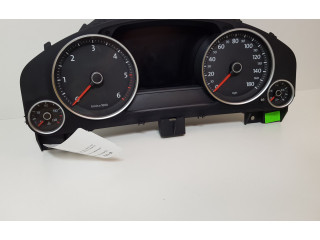 Přístrojová deska Volkswagen Touareg II 2012 7P6920981