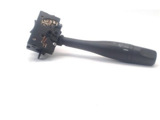 Ручка стеклоочистителей 252605F601   Nissan Vanette