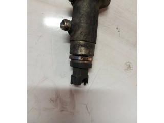 Топливная рампа 30757146, 002353   Volvo V70  