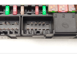 Блок предохранителей GW9314N030AC Jaguar XJ X351