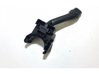 Ручка стеклоочистителей    Volkswagen PASSAT B5