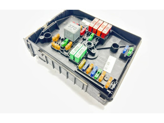 Блок предохранителей 1K0937125A Skoda Octavia Mk2 (1Z)