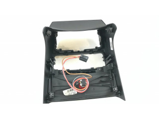 Другая центральная деталь консоли (туннеля)