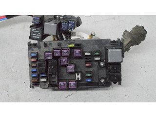 Блок предохранителей    Subaru Forester SH    