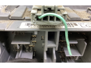 Блок предохранителей A000011, LG4P9KTN Honda Accord