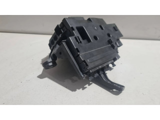 Pojistková skříňka Mercedes-Benz C W205 2016