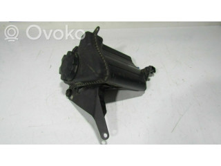 Расширительный бачок охлаждающей жидкости