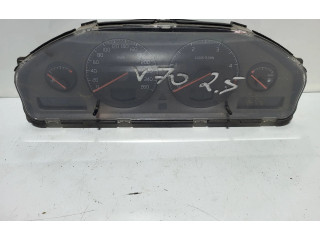 Панель приборов 9499671, 0215808   Volvo V70       