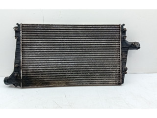 Интеркулер  4B0145805A   Audi A6 S6 C5 4B 