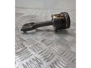 Píst 10653 Opel Vivaro