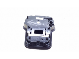 Фонарь освещения передних мест