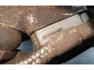 Топливная рампа 0438121011, 026133353 Audi 80 90 B3