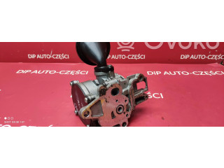 Масляный насос 059115103N Audi A6 S6 C6 4F