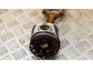 Píst 03L107065S Audi A6 S6 C7 4G pro naftový motor 2.0