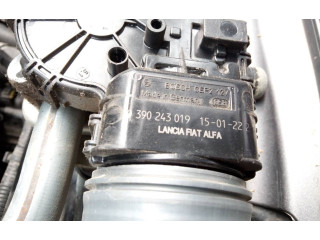 Моторчик дворников 390243019 Alfa Romeo Giulietta