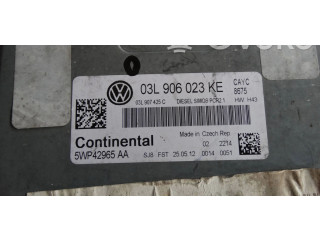 Řídící jednotka 03L906023KE   Volkswagen Beetle A5 2014