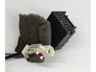 Зеркало электрическое Volkswagen Caddy 2015 - 2020 года